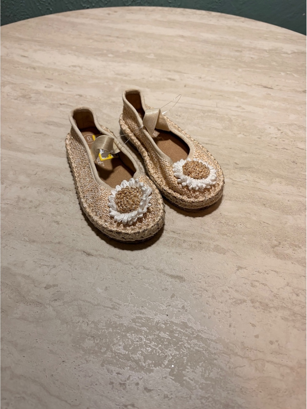 Size 6C Cat & Jack Girls' Espadrille Flats with Crochet Flower Detail